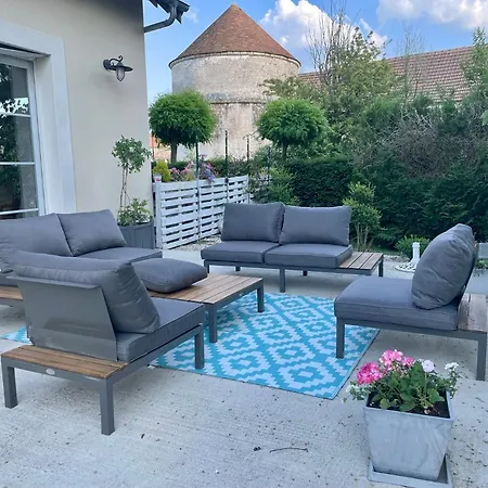 Les Rougemonts Coton Privat bolig